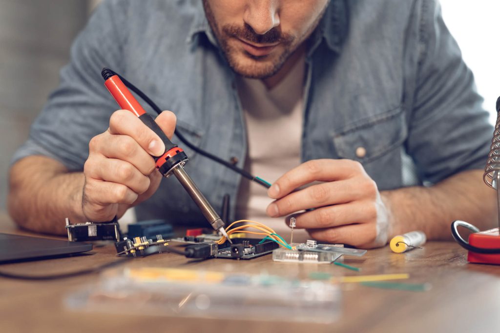 About us - findy IoT